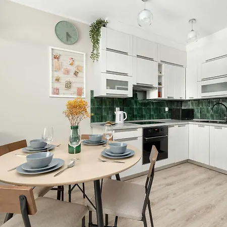 아파트 Functional & Modern With Parking And Garden By Renters 슈체친